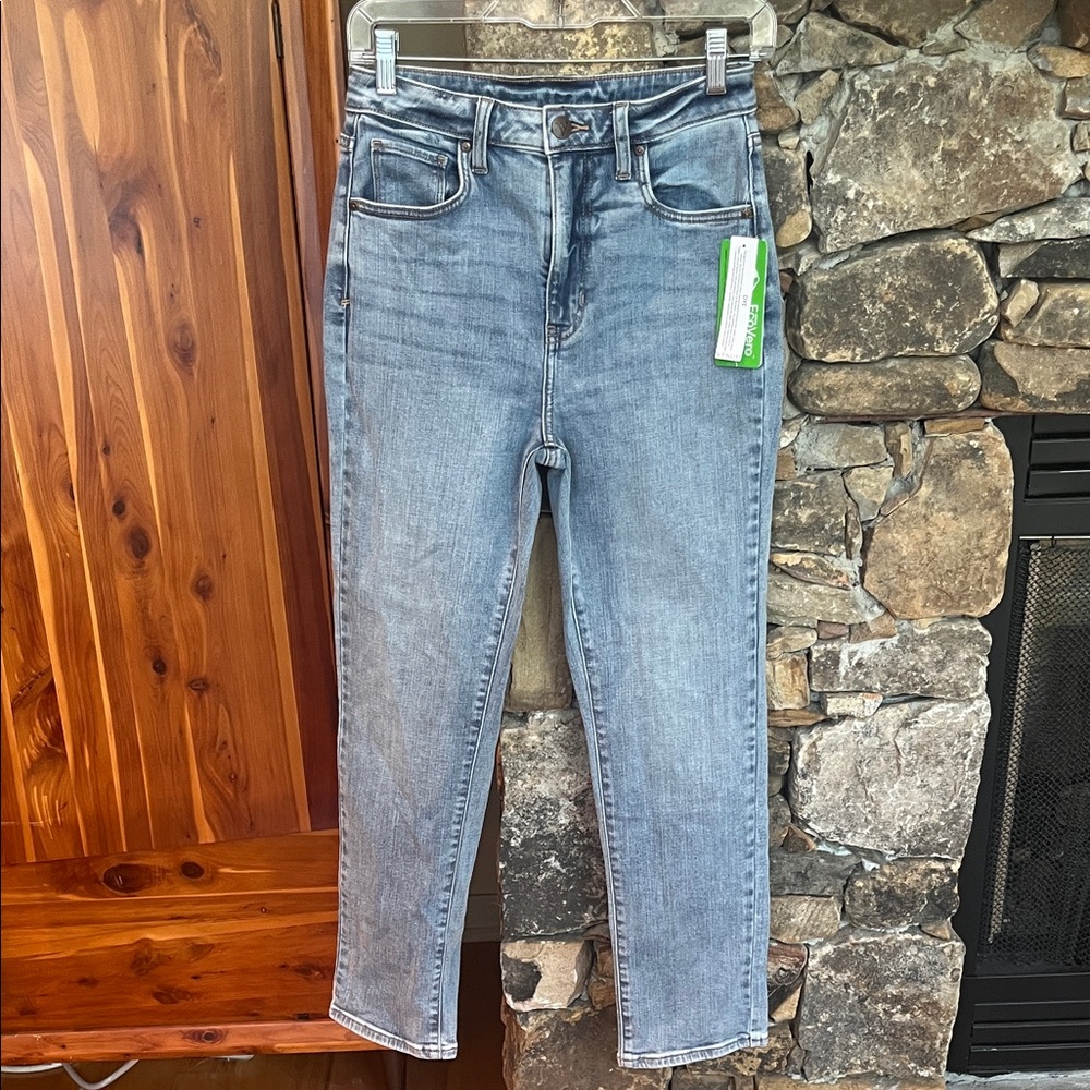 Venus Straight Leg jeans New